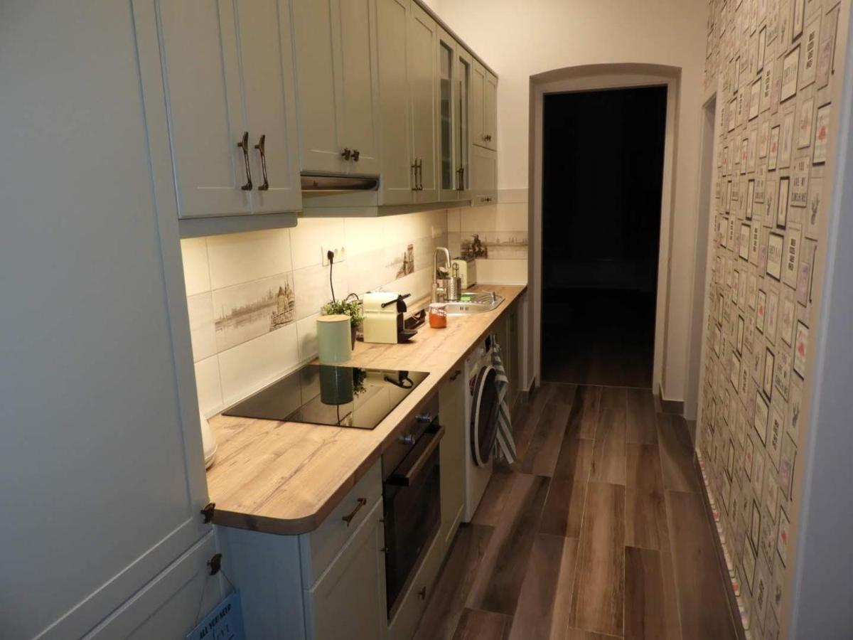 Gizella Apartman Будапеща Екстериор снимка