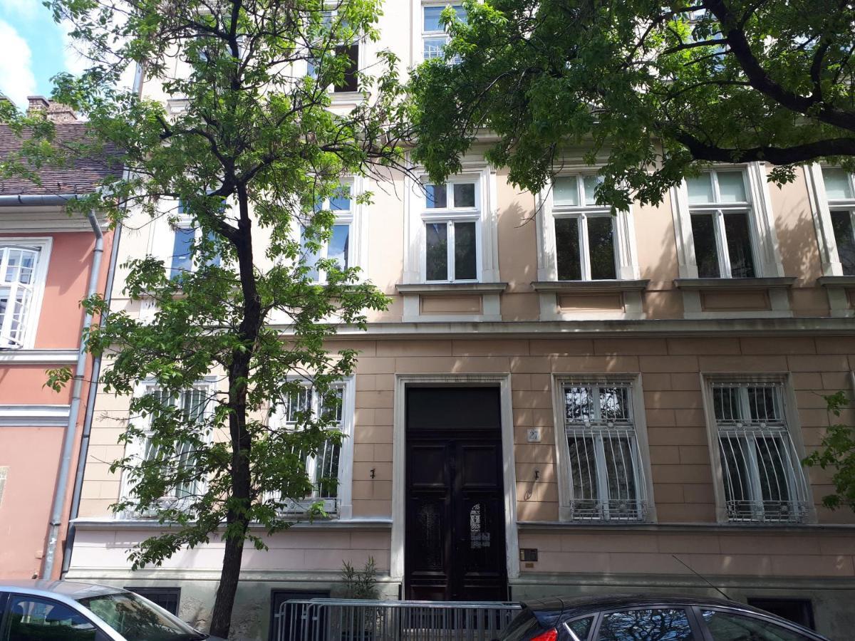 Gizella Apartman Будапеща Екстериор снимка